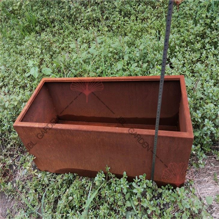 Kotak Baja Corten