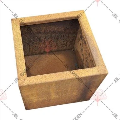 Kotak Penanam Taman Dijual