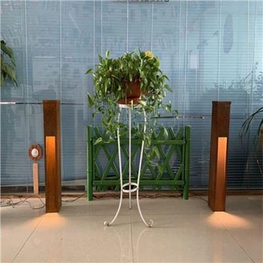 Baja Kotak Pencahayaan