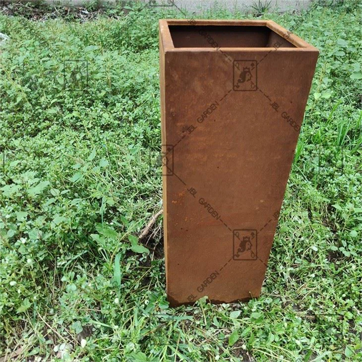 Tall Lightweight Outdoor Planters