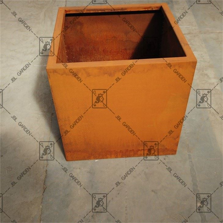 Veradek Square Planter