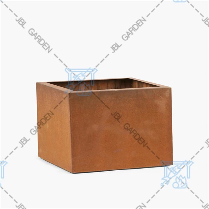 Veradek Steel Planter