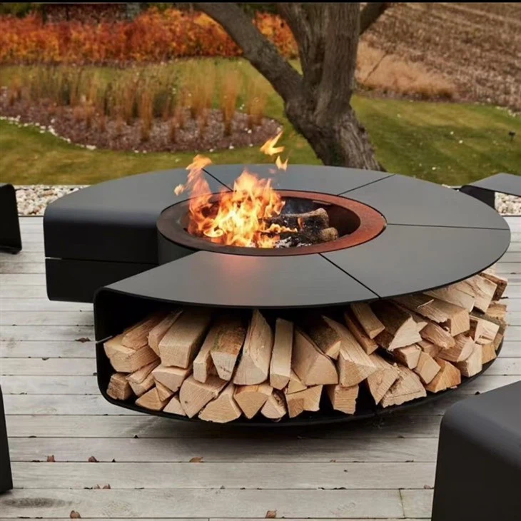 Taman Black Camping Fire Pit