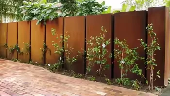 Layar dekoratif baja